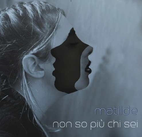 Il nuovo videoclip di Matilde, fra smarrimento e straniamento