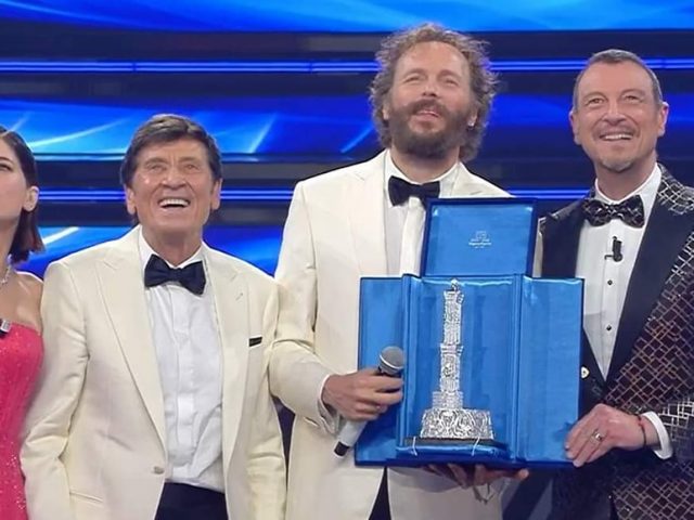 Morandi e Jovanotti vincono la serata delle cover del Festival di Sanremo 2022