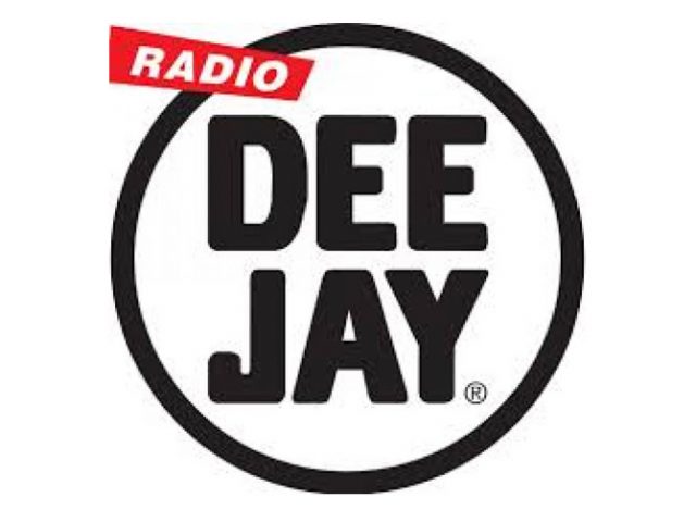 Radio Deejay compie 40 anni: in corso una programmazione speciale!