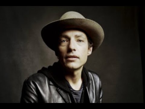 Jakob Dylan in Top Ten con i suoi Wallflowers con “6th Avenue Heartache”