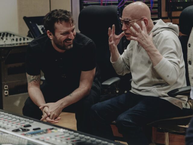 Cesare Cremonini prepara il nuovo album a Londra nei British Grove Studios di Mark Knopfler