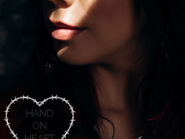 L’hard rock degli Hand on Heart: nuovo singolo in attesa dell’album completo..