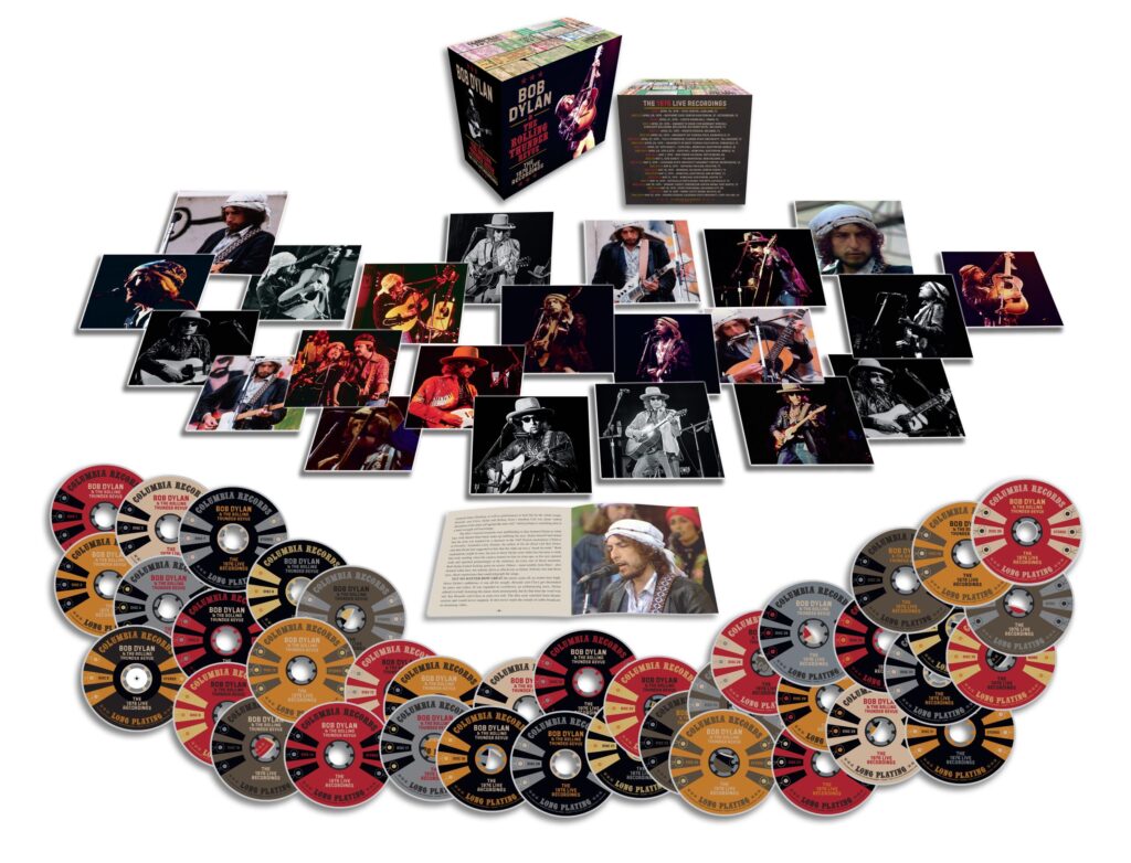 L'immagine attuale non ha un testo alternativo. Il nome del file è: Rolling-Thunder-Revue-CD.jpg